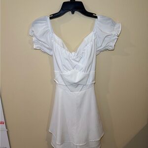 Chic White Puff Sleeve Mini Dress
